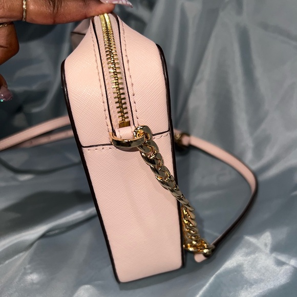 MICHAEL Michael Kors Pink Crossbody Bag with Gold Hardware - Picture 6 of 8